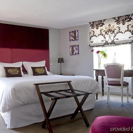 Frédéric Carrion Hôtel et Spa Viré Habitación foto